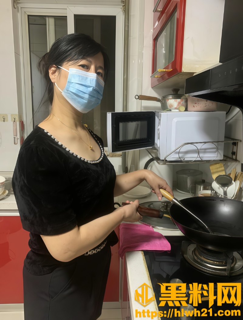 玉林何志武丈母娘 2