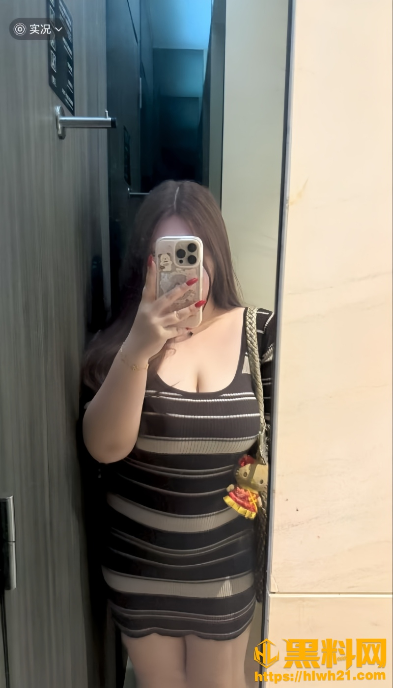 丰乳肥臀的姐姐21